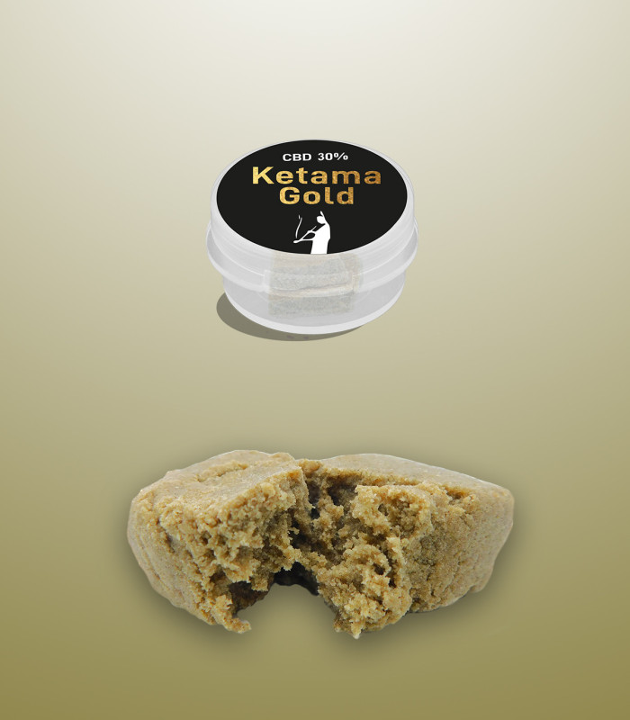 Ketama Gold, premium hashish di erba light CBD prodotto da Narnia Cannabis Crew, con aroma fresco e sapore intenso.